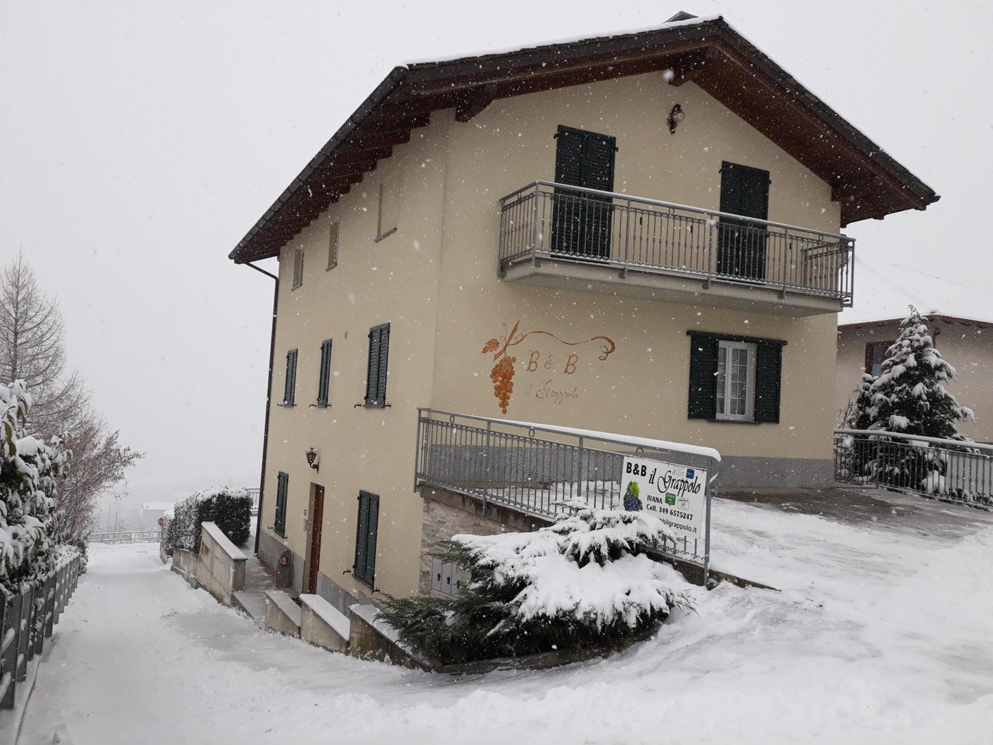 B&B Il Grappolo Bianzone Exteriör bild