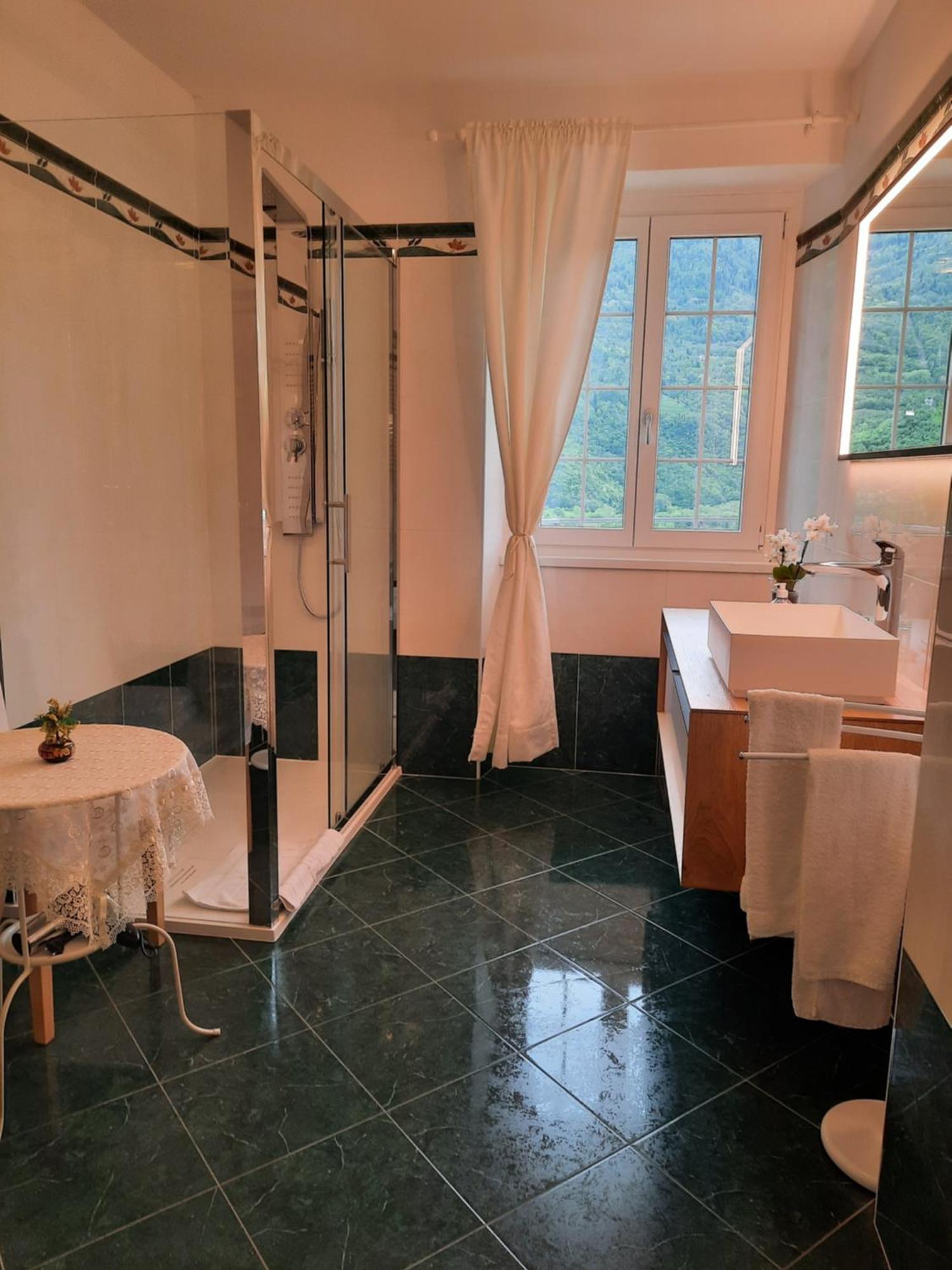 B&B Il Grappolo Bianzone Exteriör bild